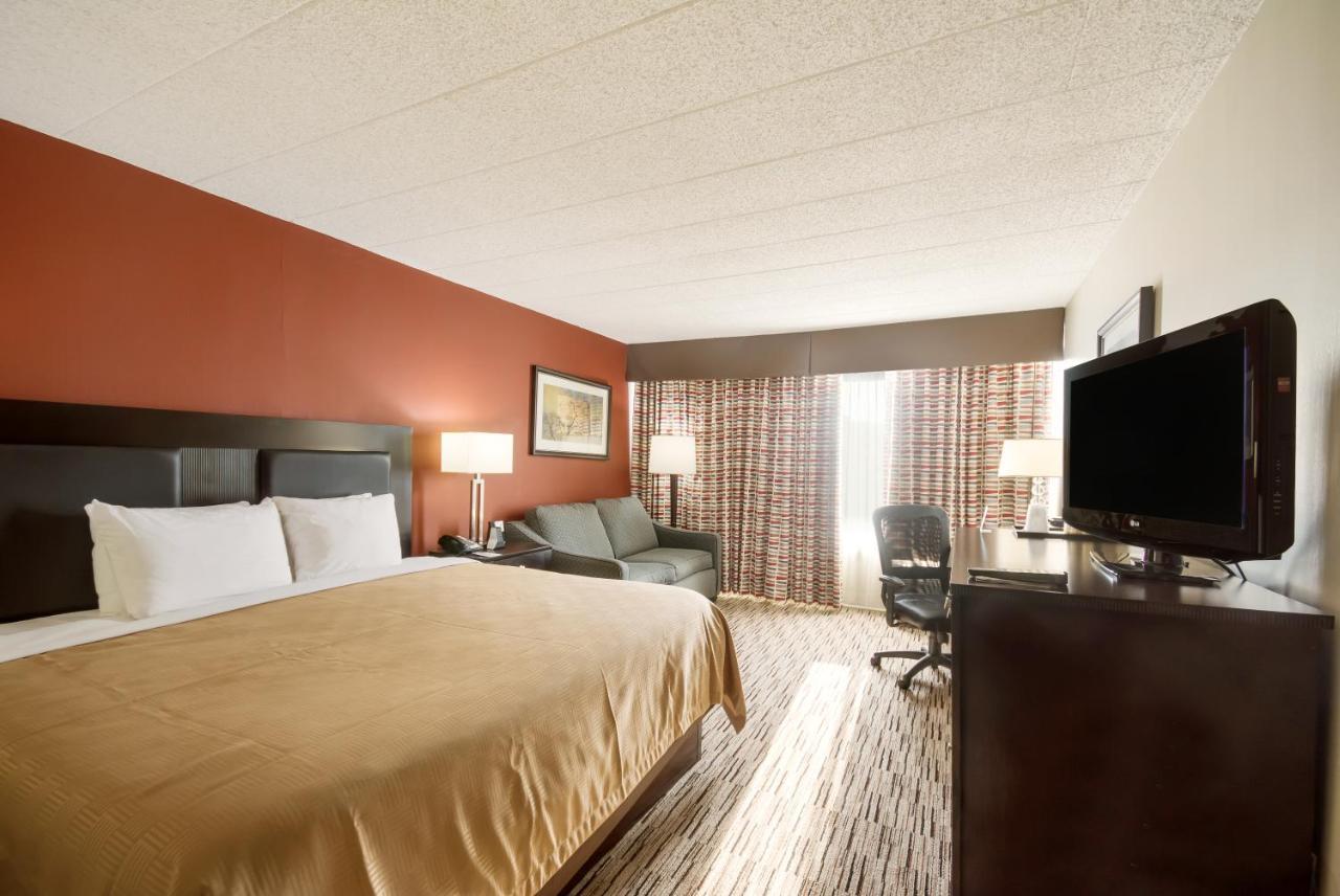 Exton Hotel And Conference Center Extérieur photo