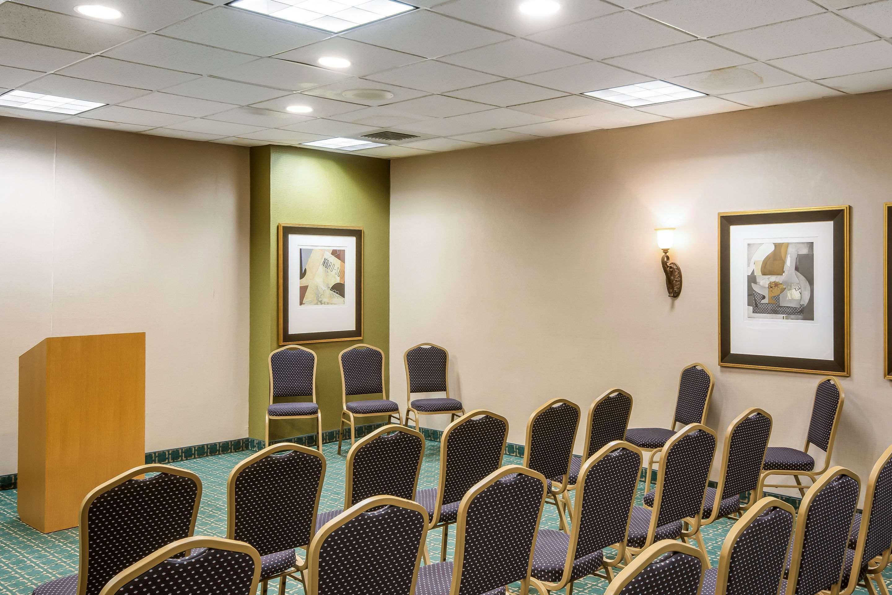 Exton Hotel And Conference Center Extérieur photo