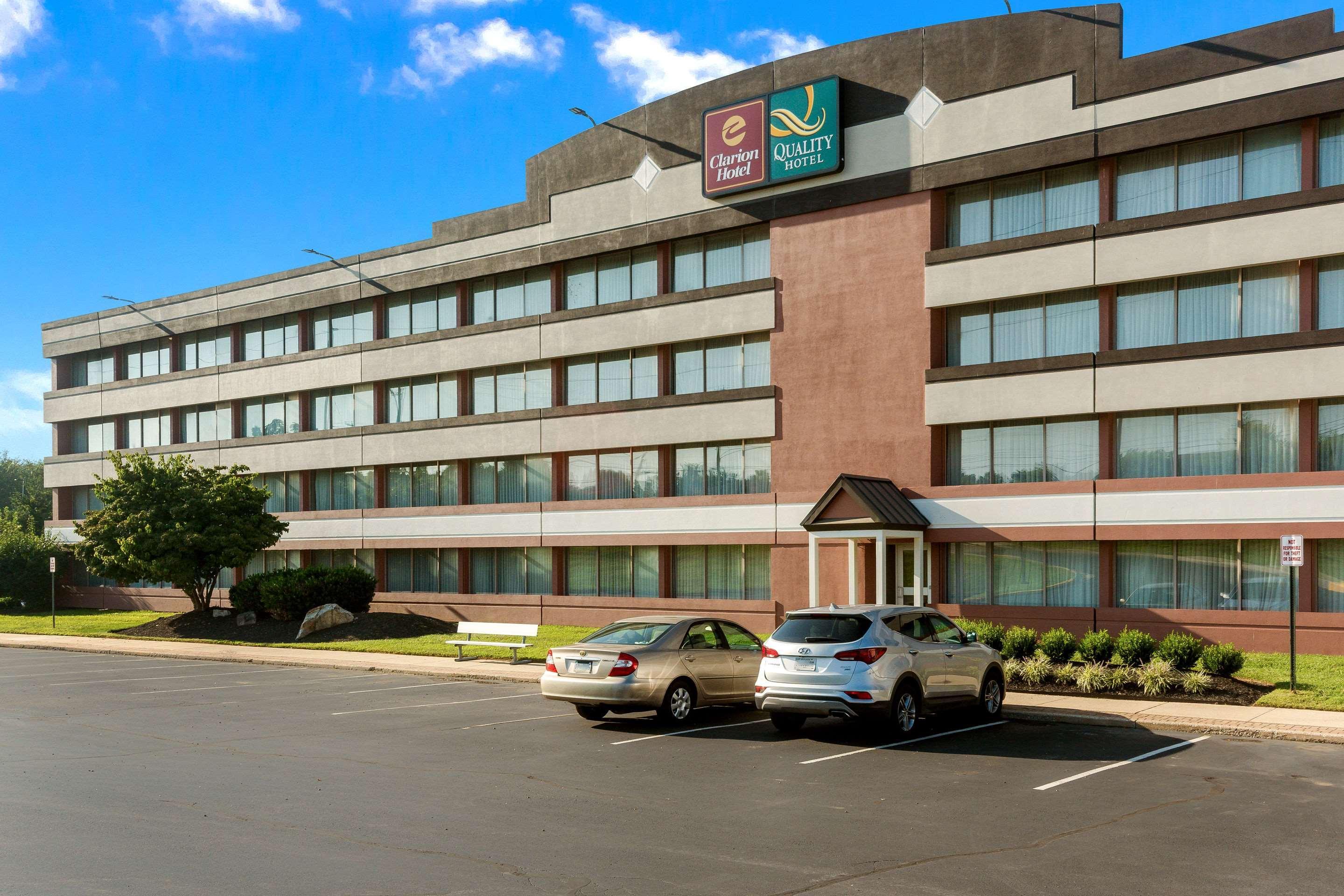 Exton Hotel And Conference Center Extérieur photo