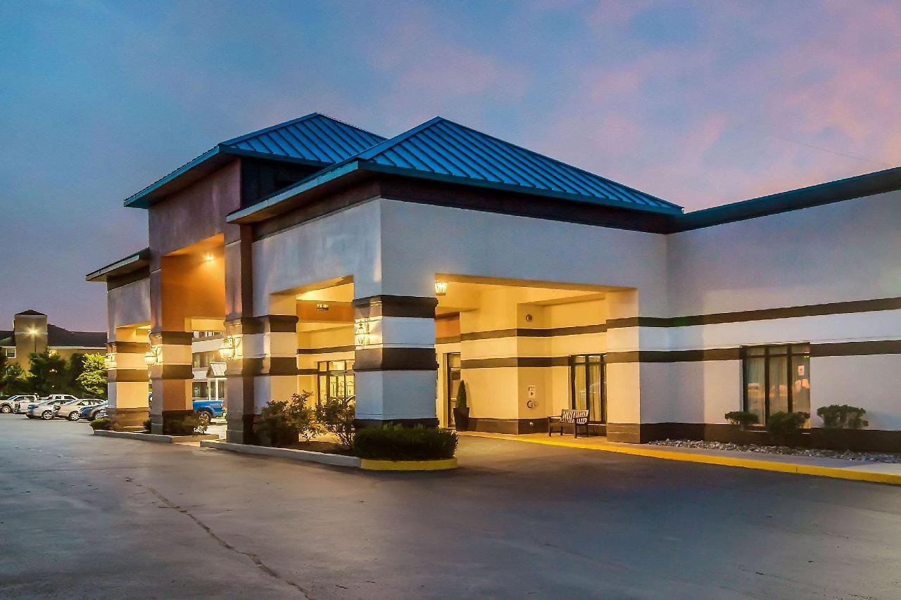 Exton Hotel And Conference Center Extérieur photo